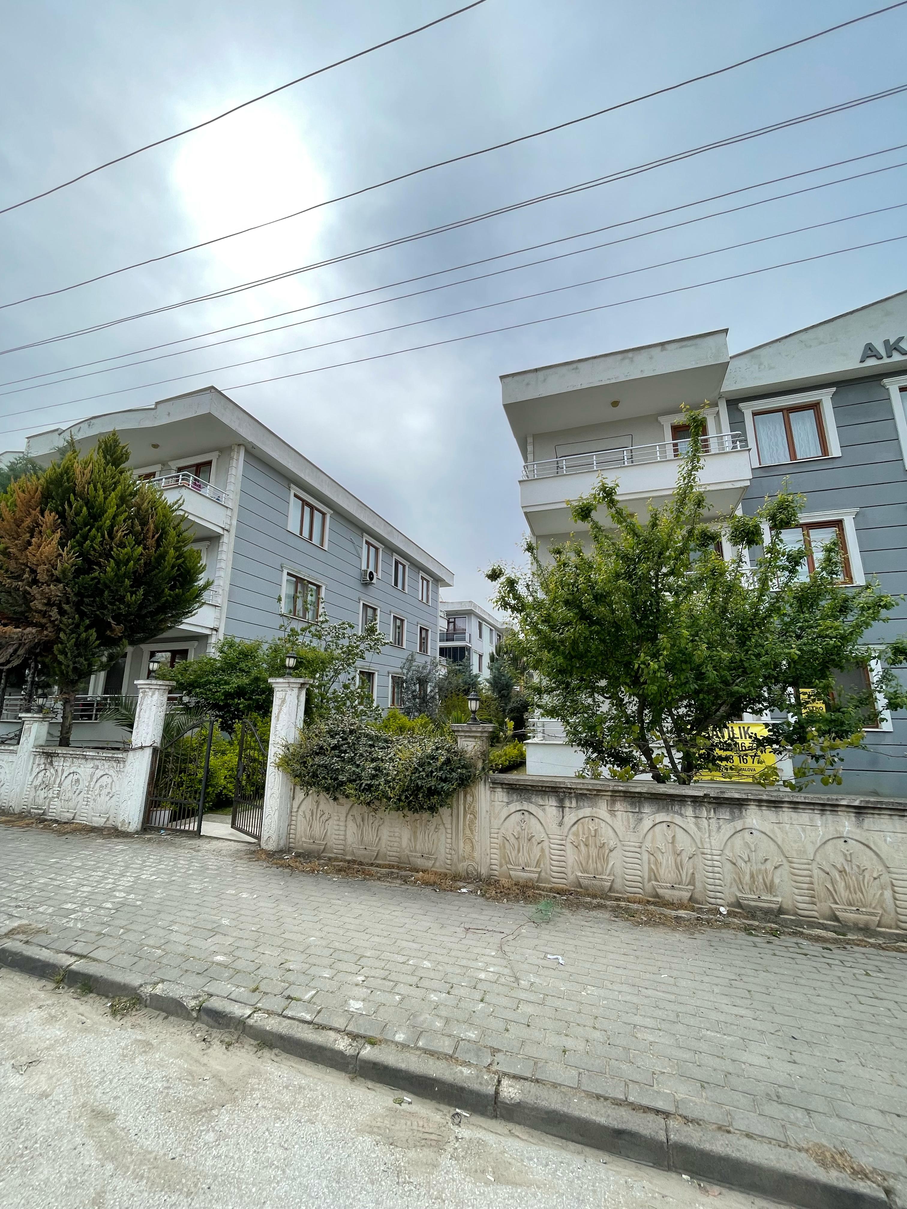 ADNA MENDERES MAH. RAHMİ ÜSTEL CAD 3+1