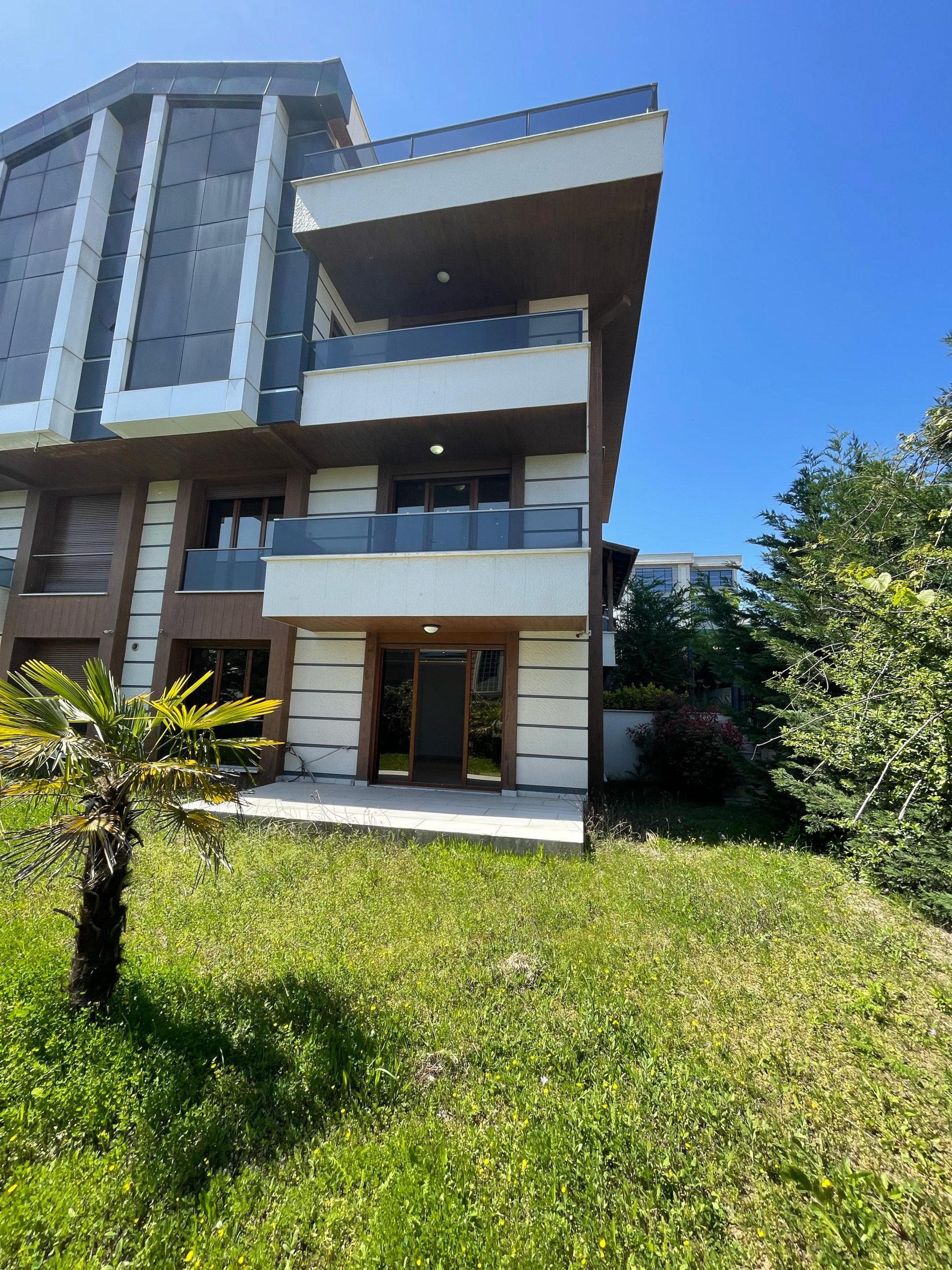 IMG-20250417-WA0019-scaled