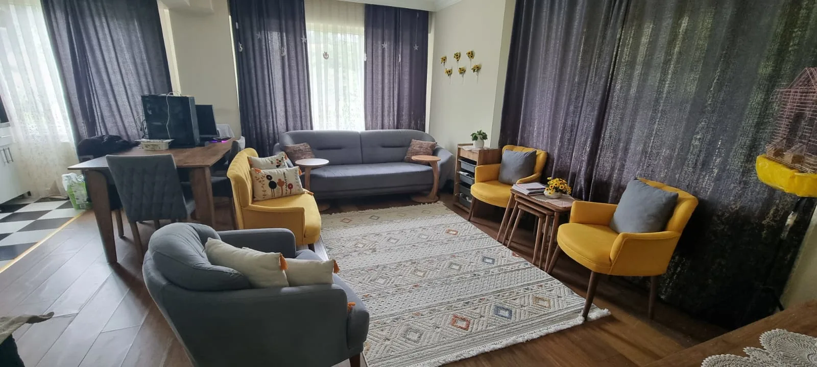 ÇINARCIK MERKEZ'DE 2+1 90M2 FIRSAT DAİRE