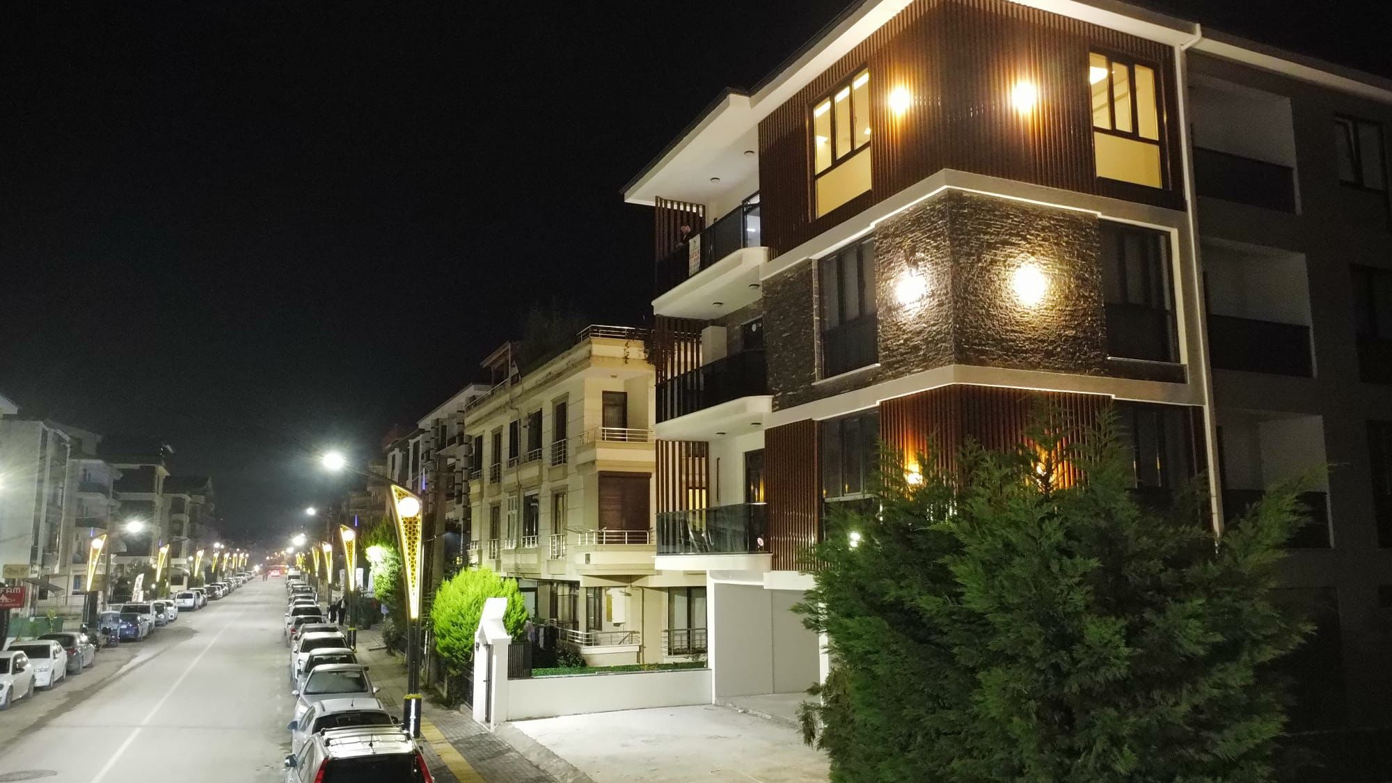 ÇİFTLİKKÖY SAHİL MAH  3+1 LÜX DAİRELER