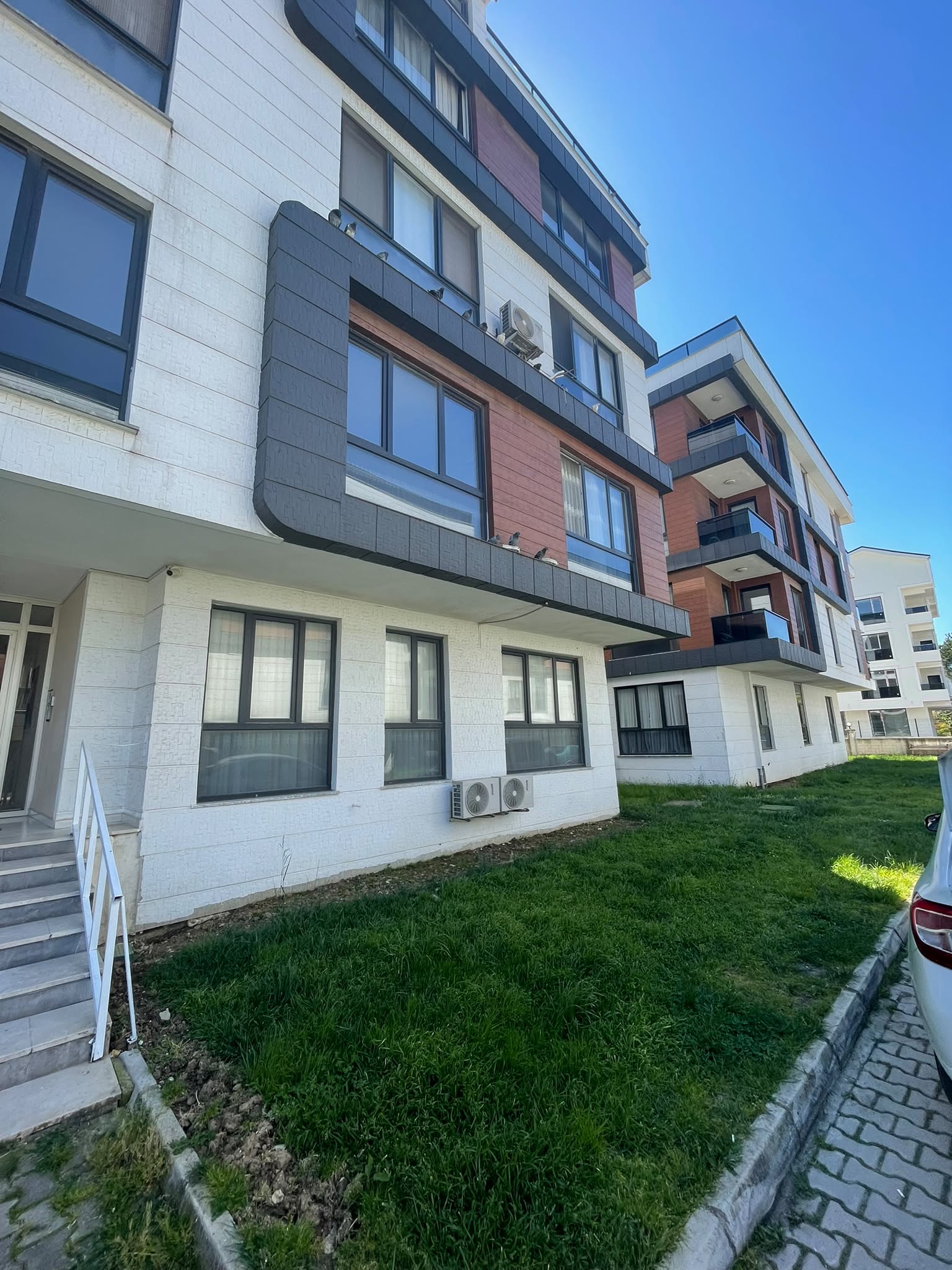 ÇINARCIK KARPUZDERE  SİTE İÇERİSİNDE SATILIK 1+1  DAİRE